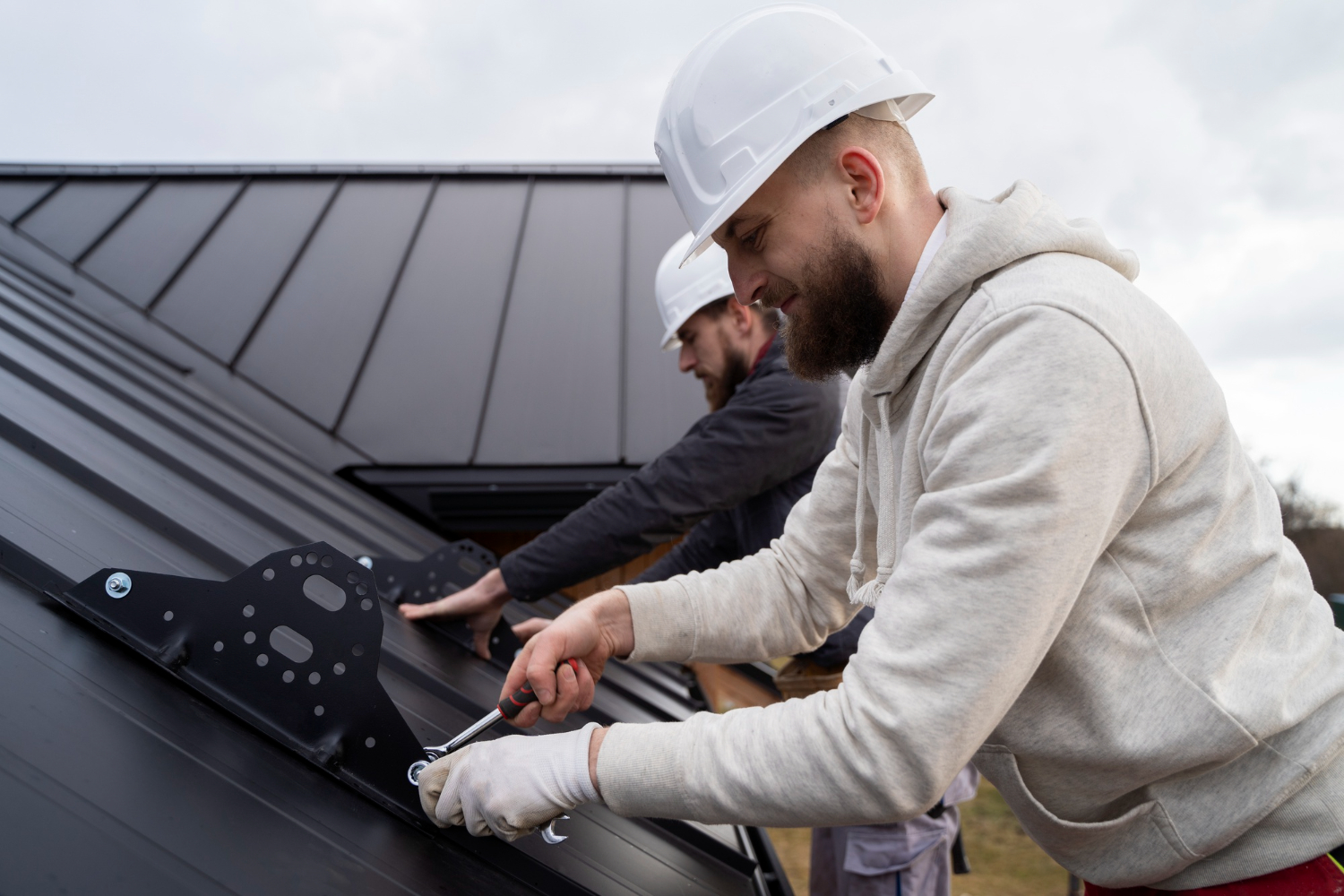 local roofers working on roof